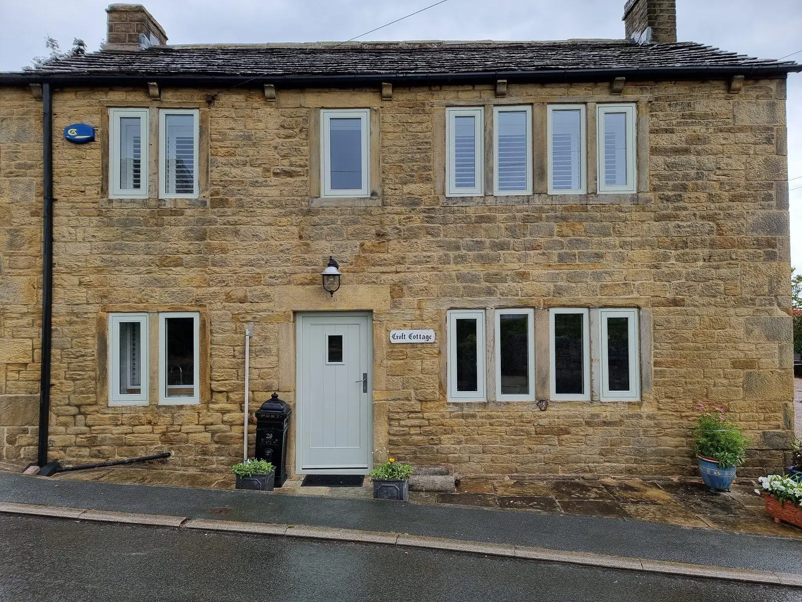 Stone cottage in Farnley Tyas with new flush casement windows